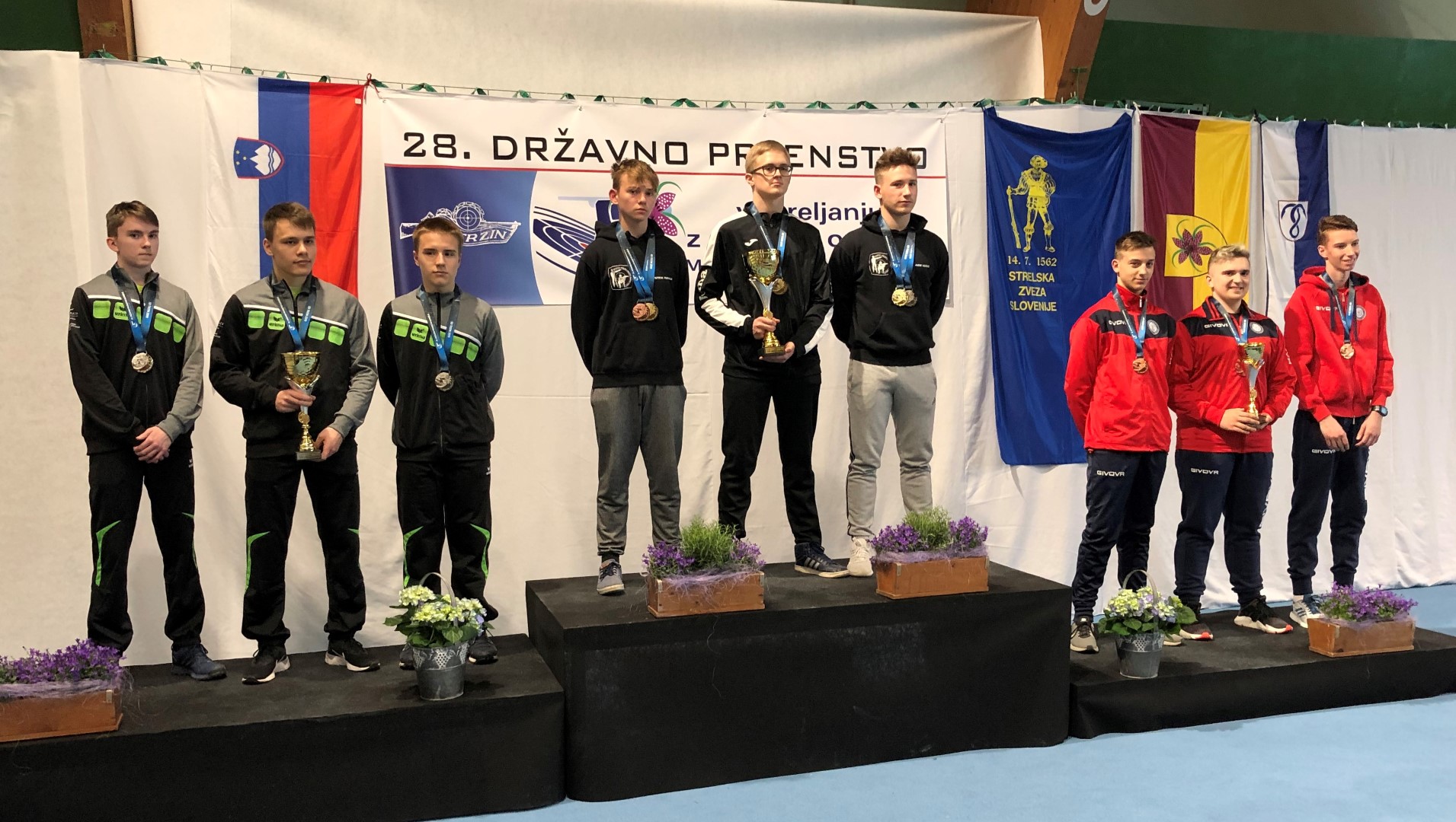 1.mesto kadeti ŠSD MS 2.mesto SD Olimpija 3.mesto Cerknica 2 Large