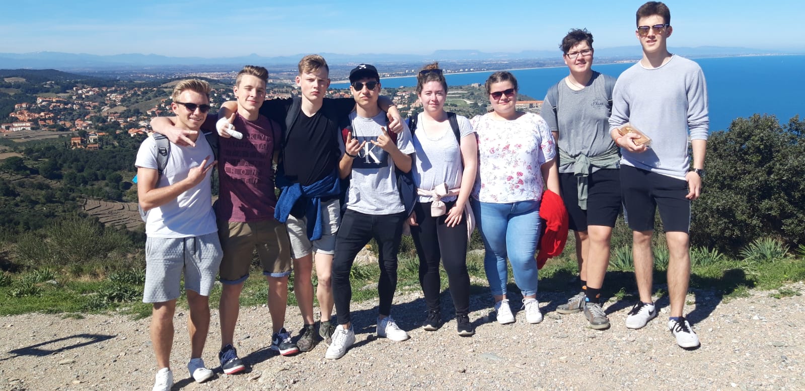 PHOTO 2019 04 01 11 41 21